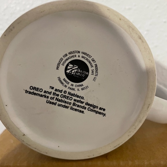 Nabisco Planet Oreo Cookie Astronaut Alien Space Coffee Collectible Coffee Mug. - Picture 6 of 6